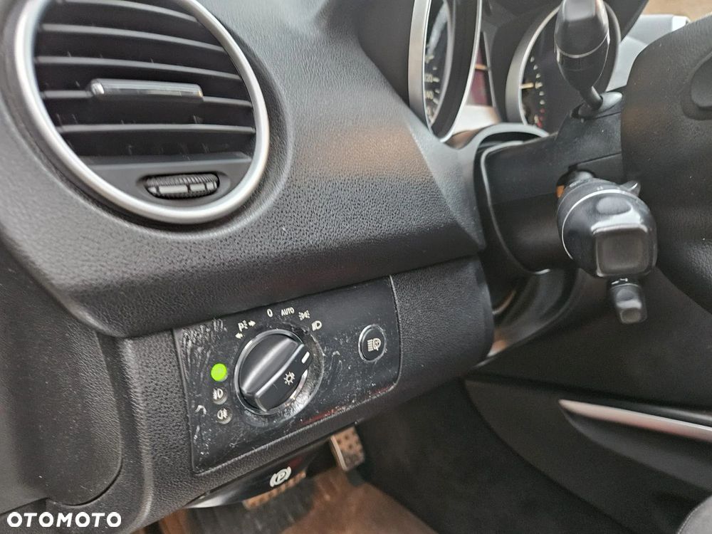 Mercedes-Benz ML - 31