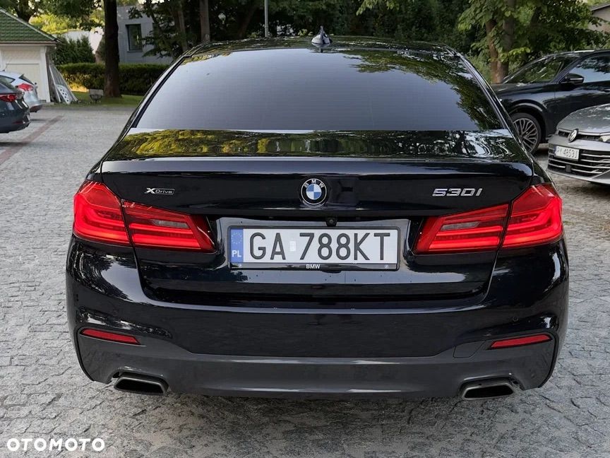 BMW Seria 5 530i xDrive M Sport sport - 13