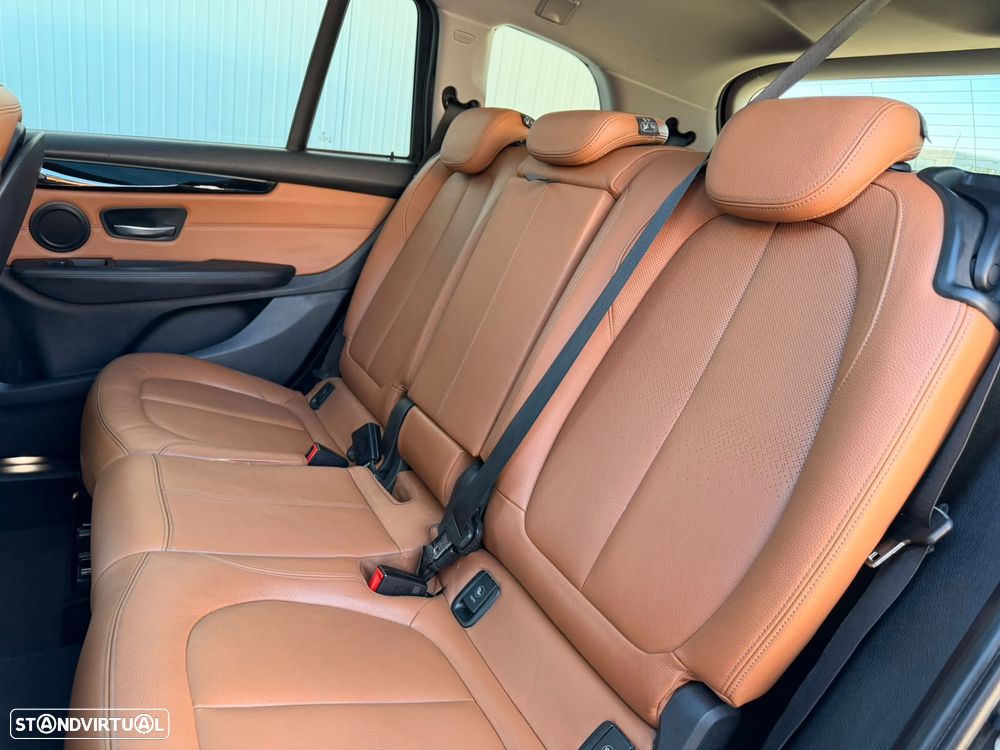 BMW 218 Gran Tourer i 7L Pack M - 6
