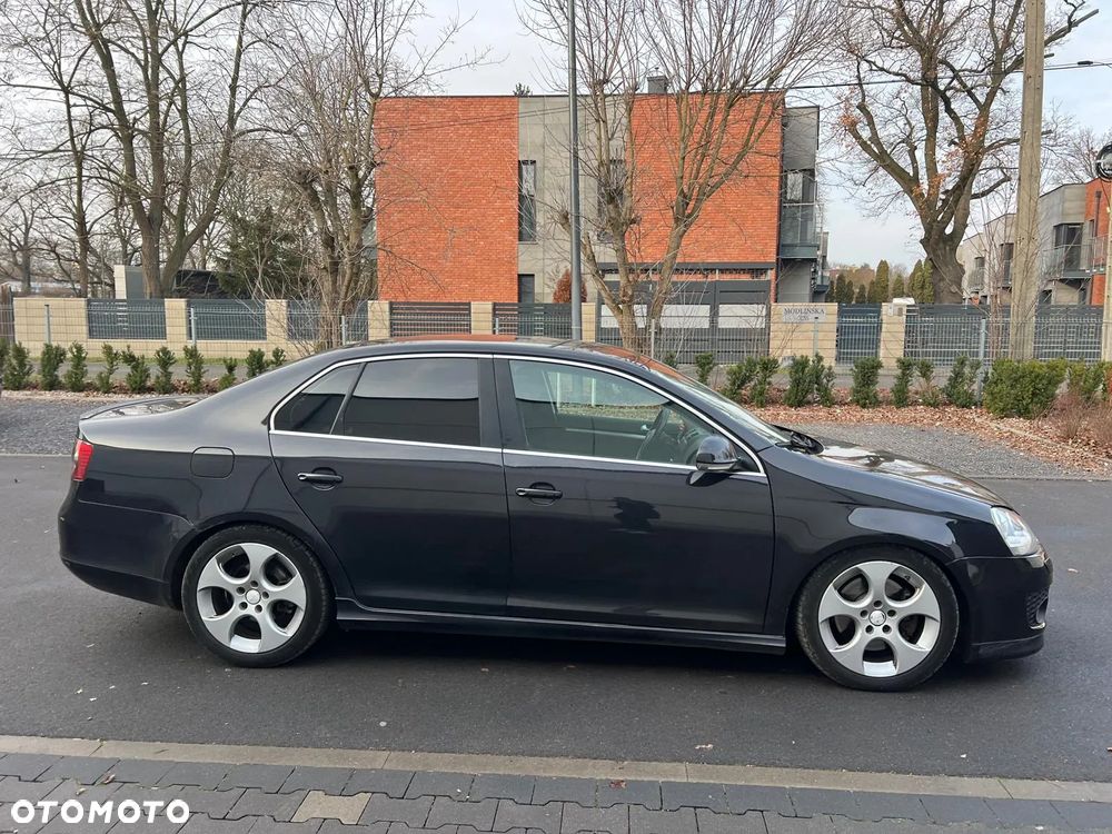 Volkswagen Jetta 2.0 Turbo FSI Sportline - 7