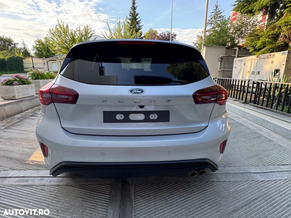 FORD Focus 2025 — imagine 6
