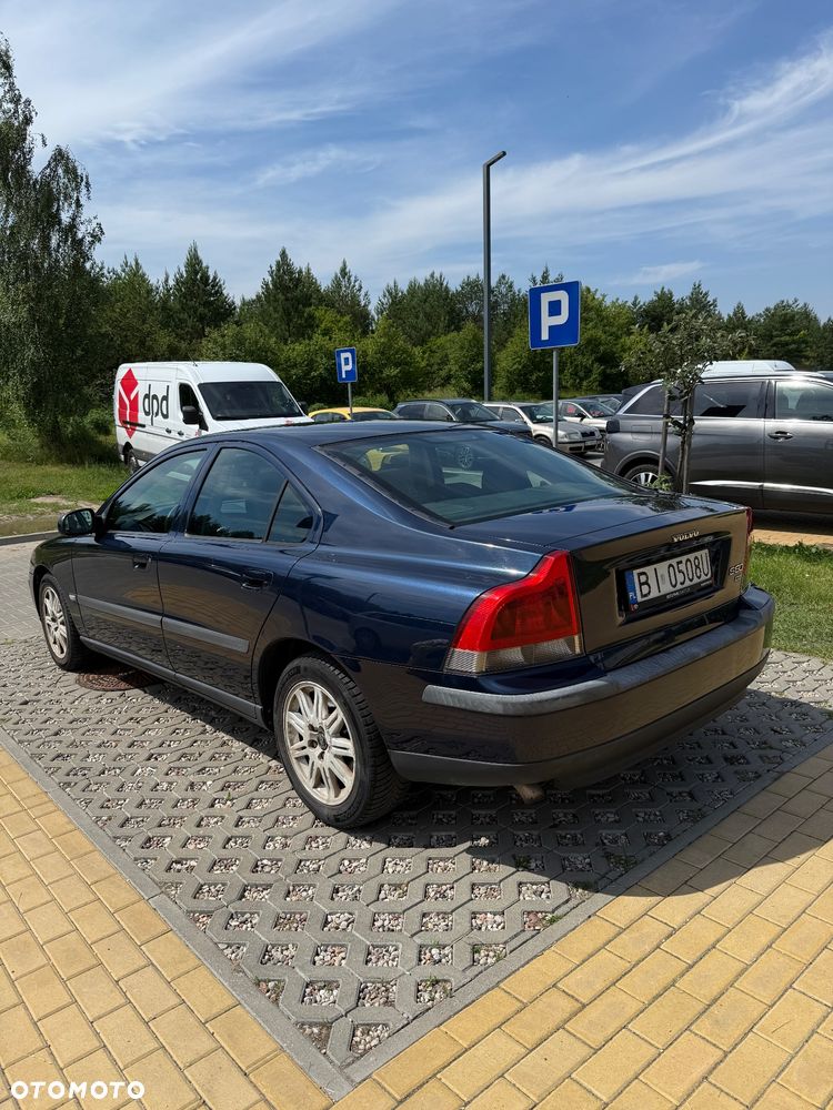 Volvo S60 2.4D5 Momentum - 6