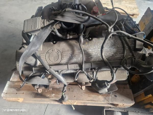 Motor Combustão Bmw 5 (E28) - 4