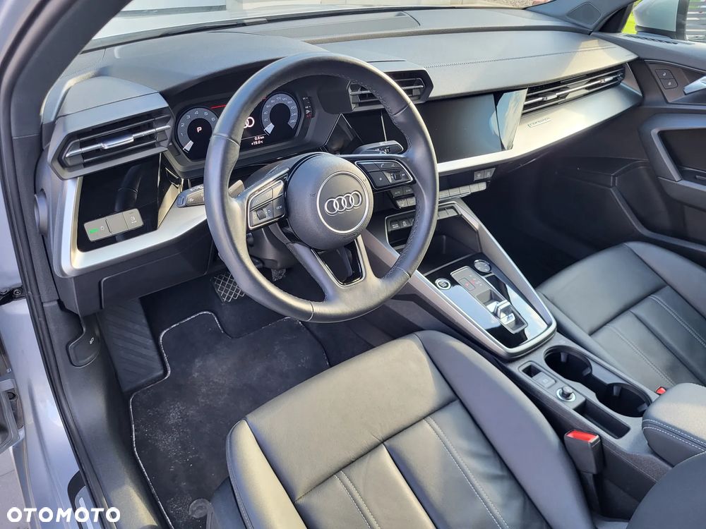 Audi A3 Limousine 40 TFSI quattro S tronic advanced - 12