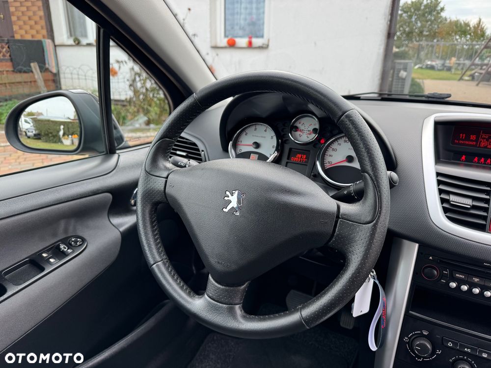 Peugeot 207 - 28