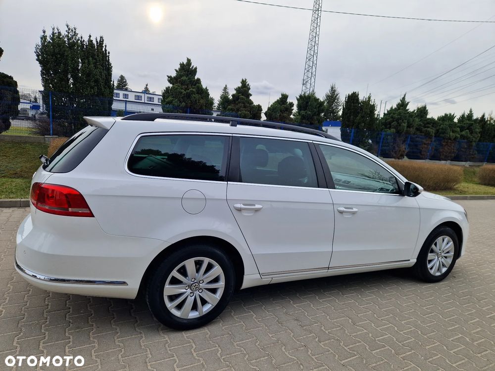 Volkswagen Passat - 15
