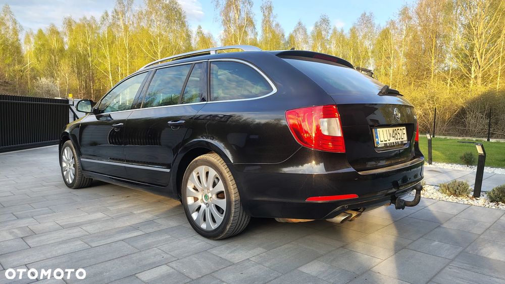 Skoda Superb 1.8 TSI FAMILY - 19