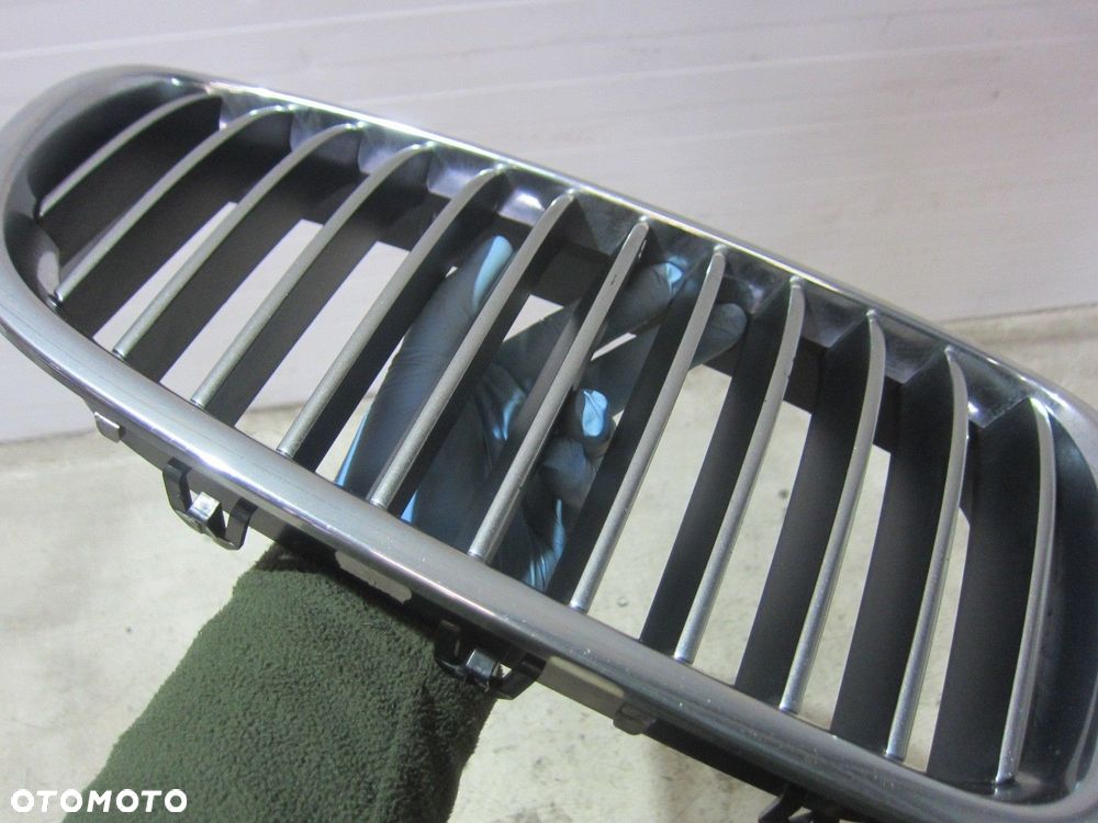 BMW F10 F11 NERKA ZDERZAKA PRZEDNIEGO KRATKA PRAW GRILL 51137200728 7200728 - 4