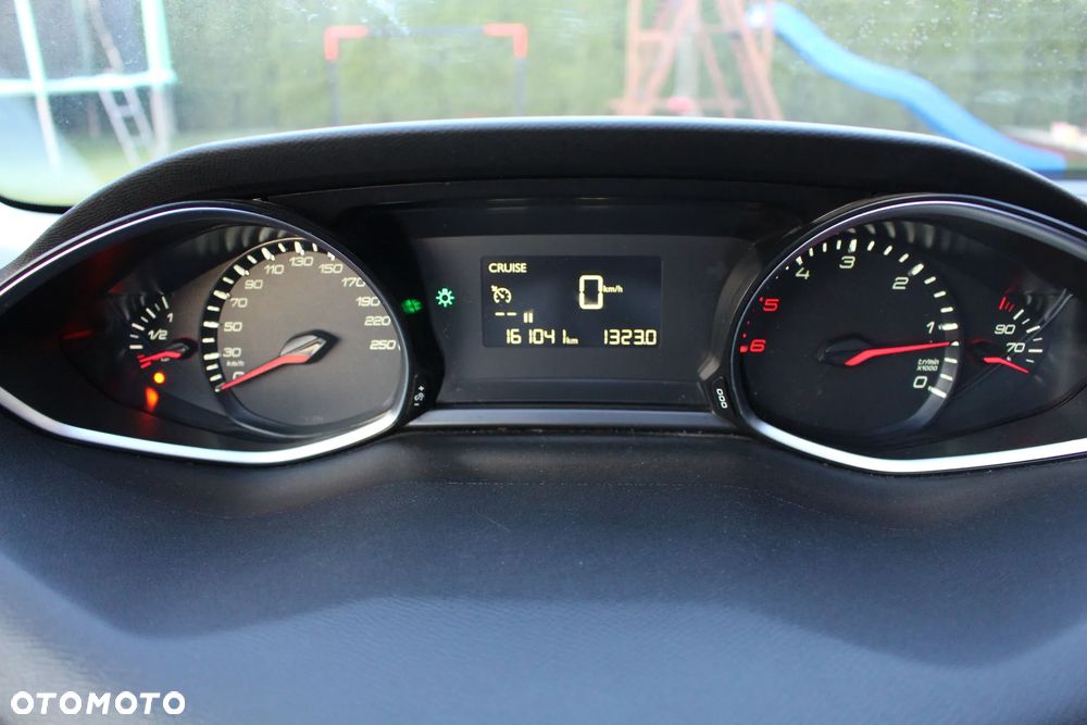 Peugeot 308 - 17