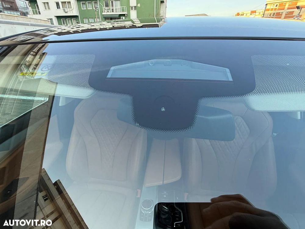 BMW Seria 5 520d Aut. Sport Line - 24