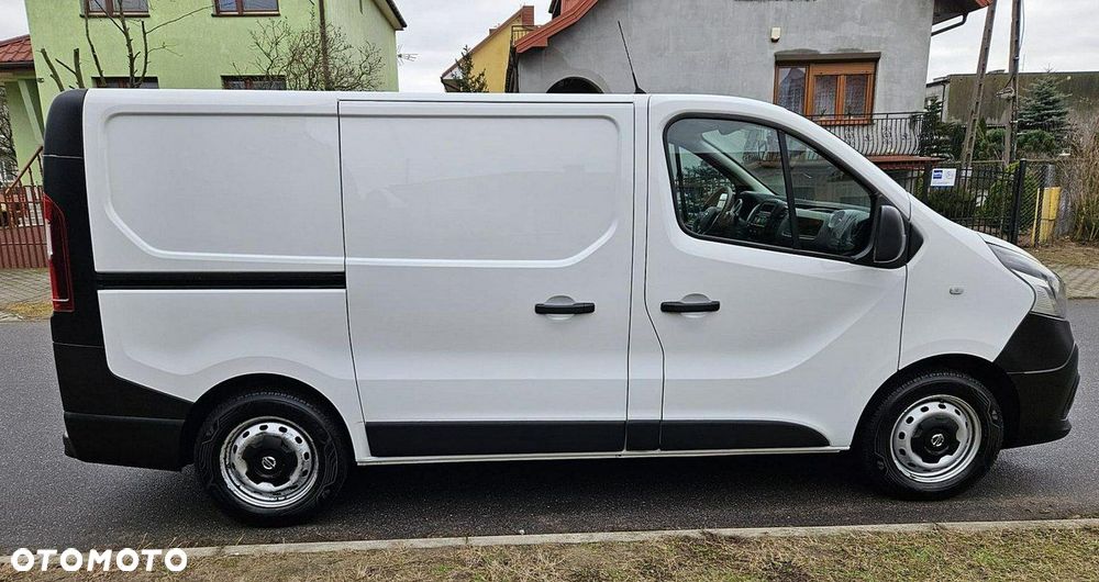 Nissan NV300 - 9