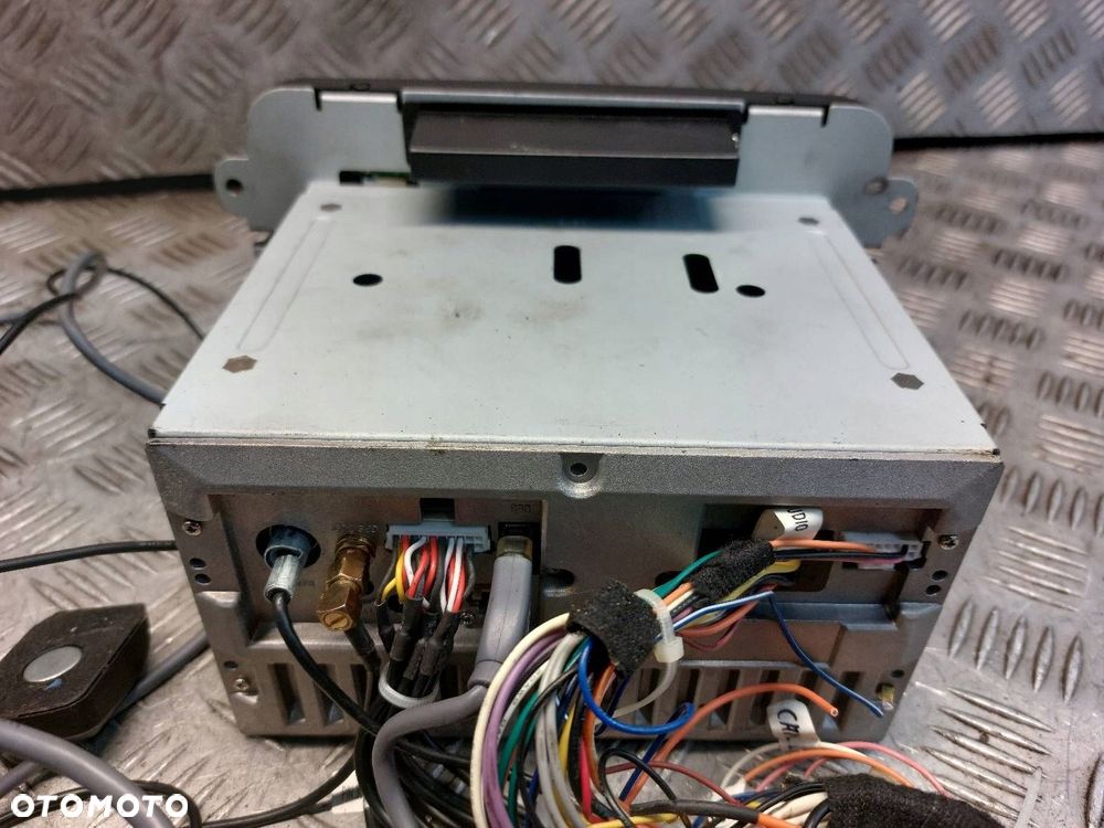 RADIO ODTWARZACZ + RAMKA VOLKSWAGEN PASSAT B6 - 8