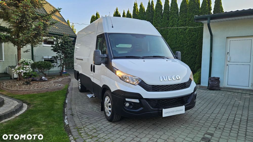 Iveco Daily 35S17 3,0D 170KM I Właściciel L2H2 Średniak Hak 3,5T Webasto Klima Fotel Bujany - 4