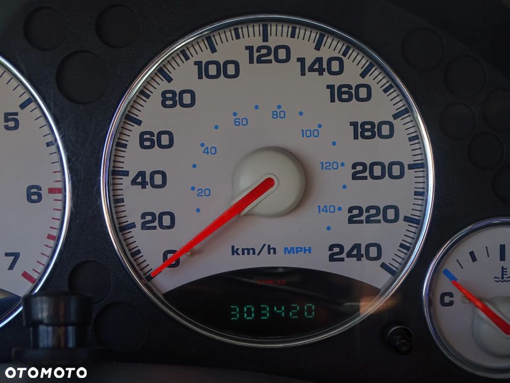 Jeep Liberty - 27