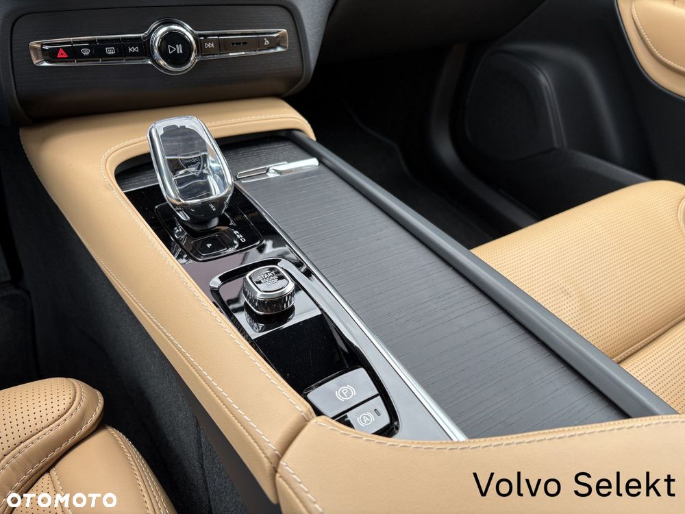 Volvo XC 90 - 17