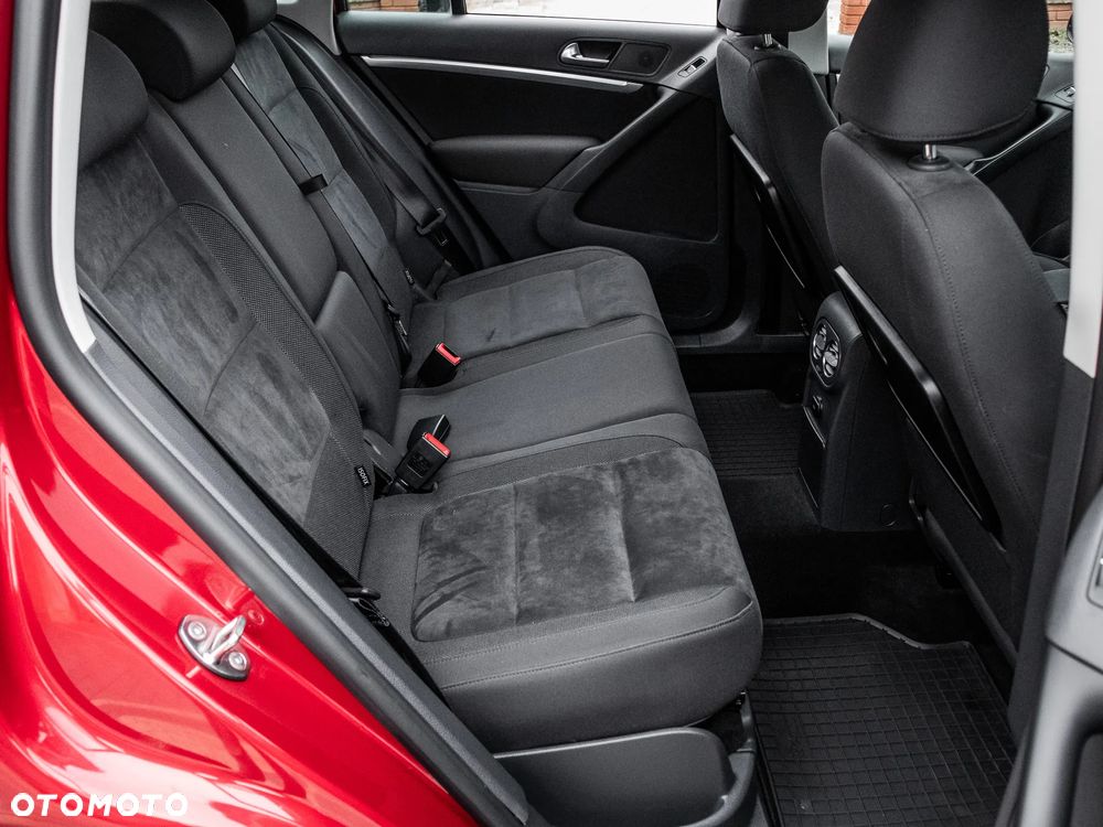 Volkswagen Tiguan 2.0 TDI DPF BlueMotion Technology Cup Sport & Style - 15