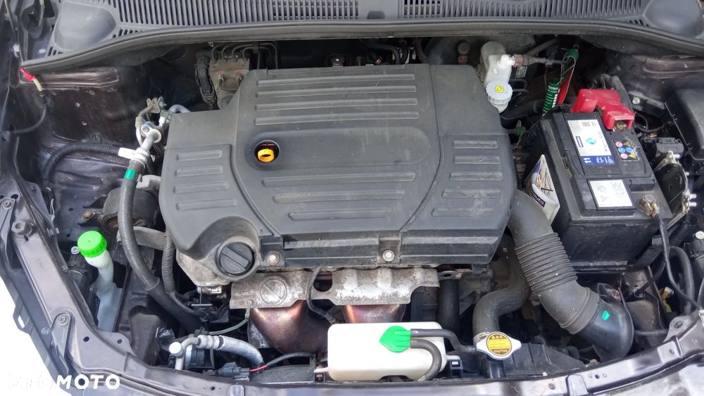 Suzuki SX4 Classic 1.6 VVT 4x2 Comfort - 17