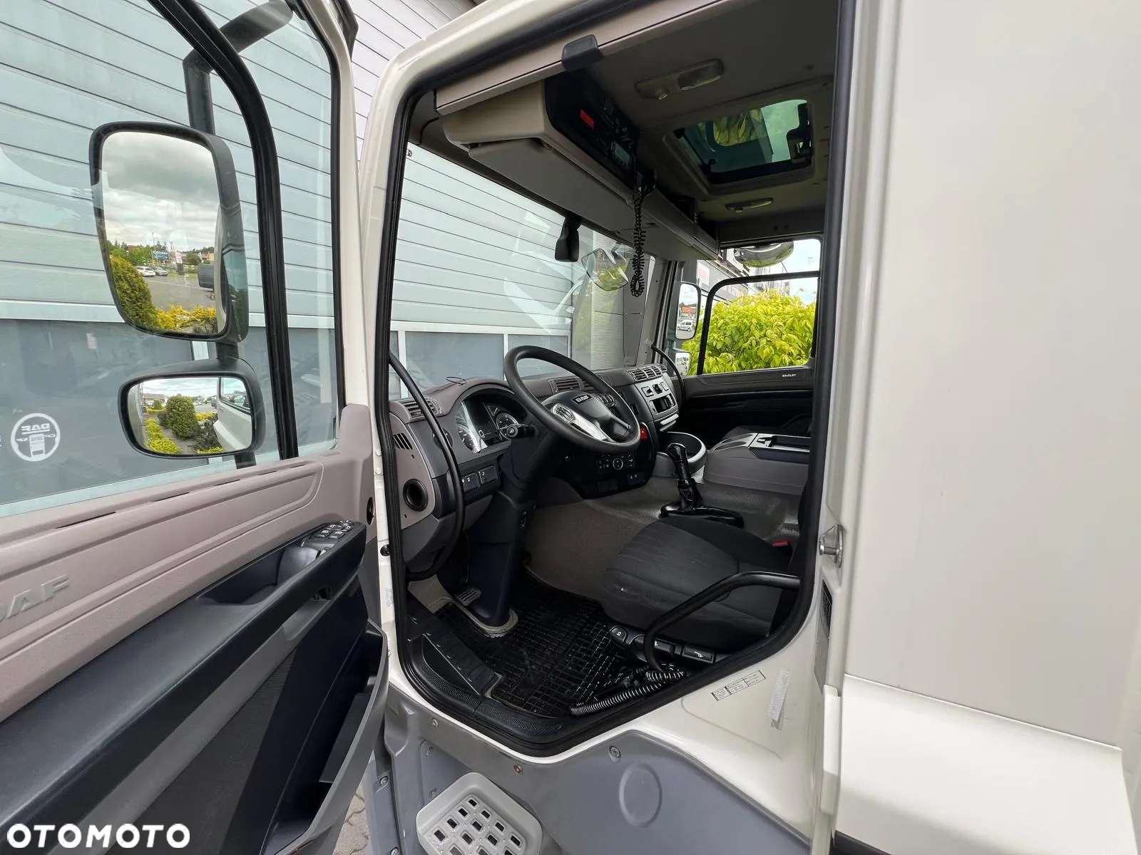 DAF CF 370 EURO 6 CHŁODNIA MROŹNIA + WINDA + DRZWI - 16