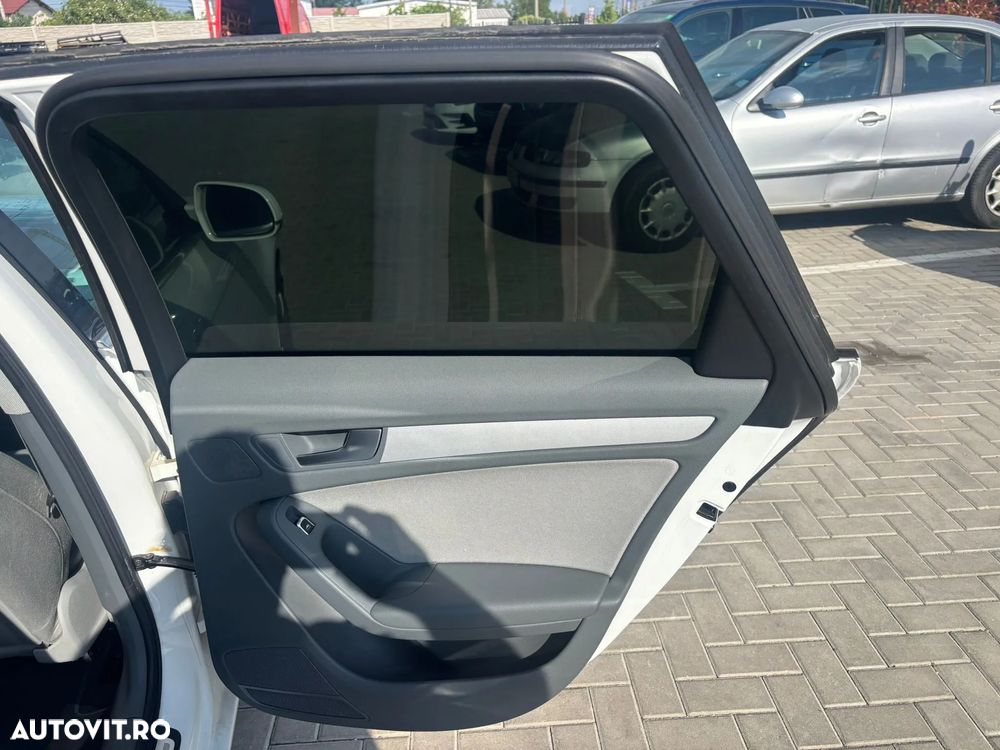 Audi A4 2.0 TDI quattro Stronic - 10