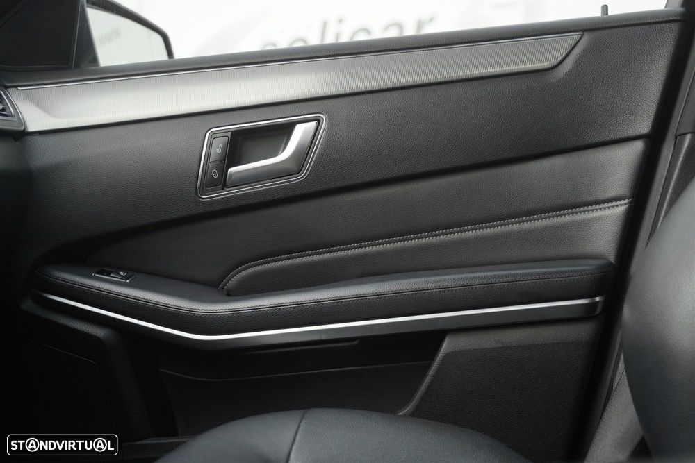 Mercedes-Benz E 300 Bluetec Hybrid Avantgarde - 27