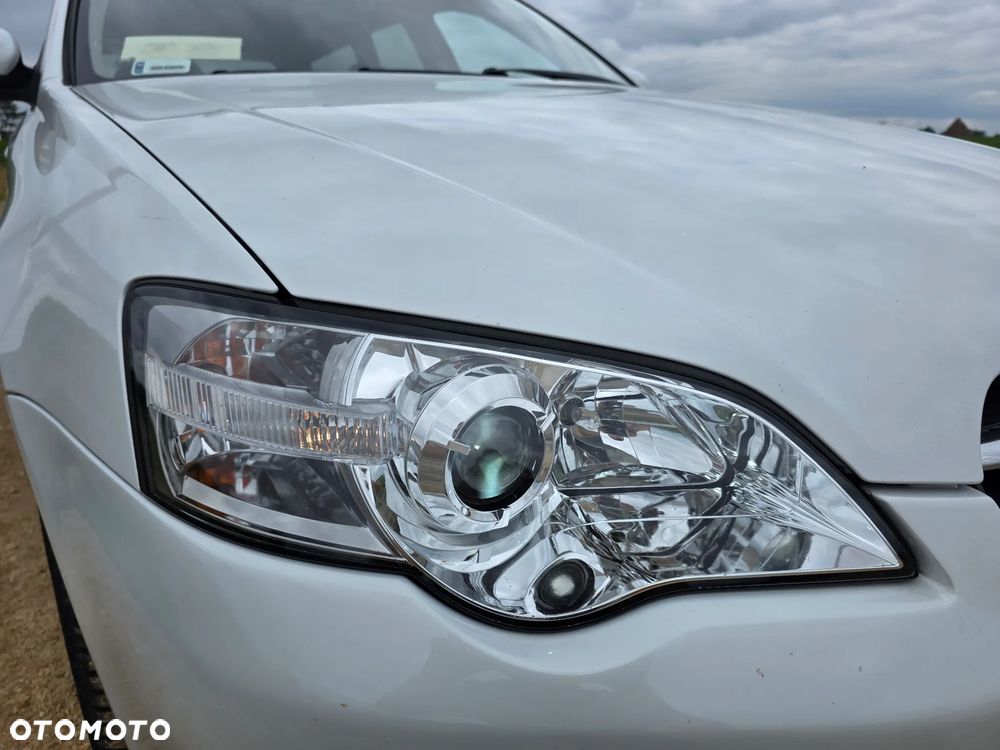 Subaru Legacy - 9