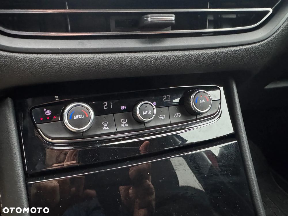 Opel Grandland X - 10