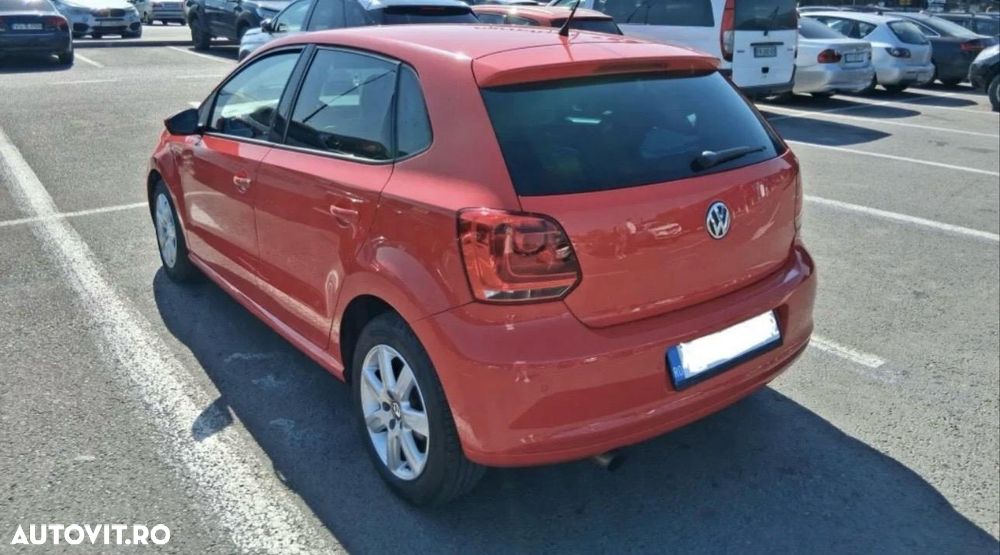 Volkswagen Polo - 2