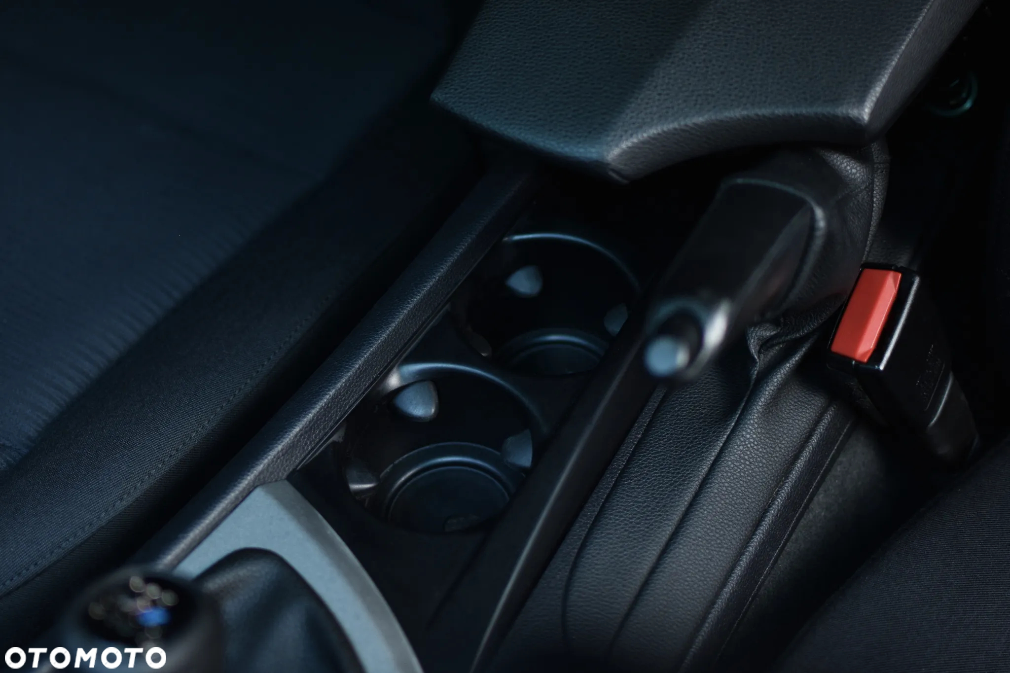 BMW Seria 1 118d - 26