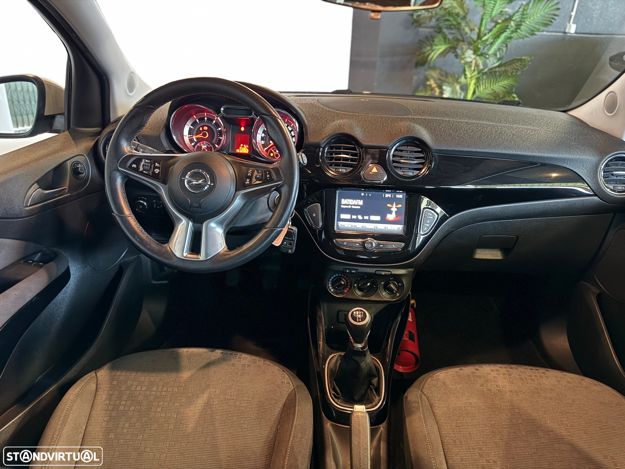 Opel Adam 1.2 - 23