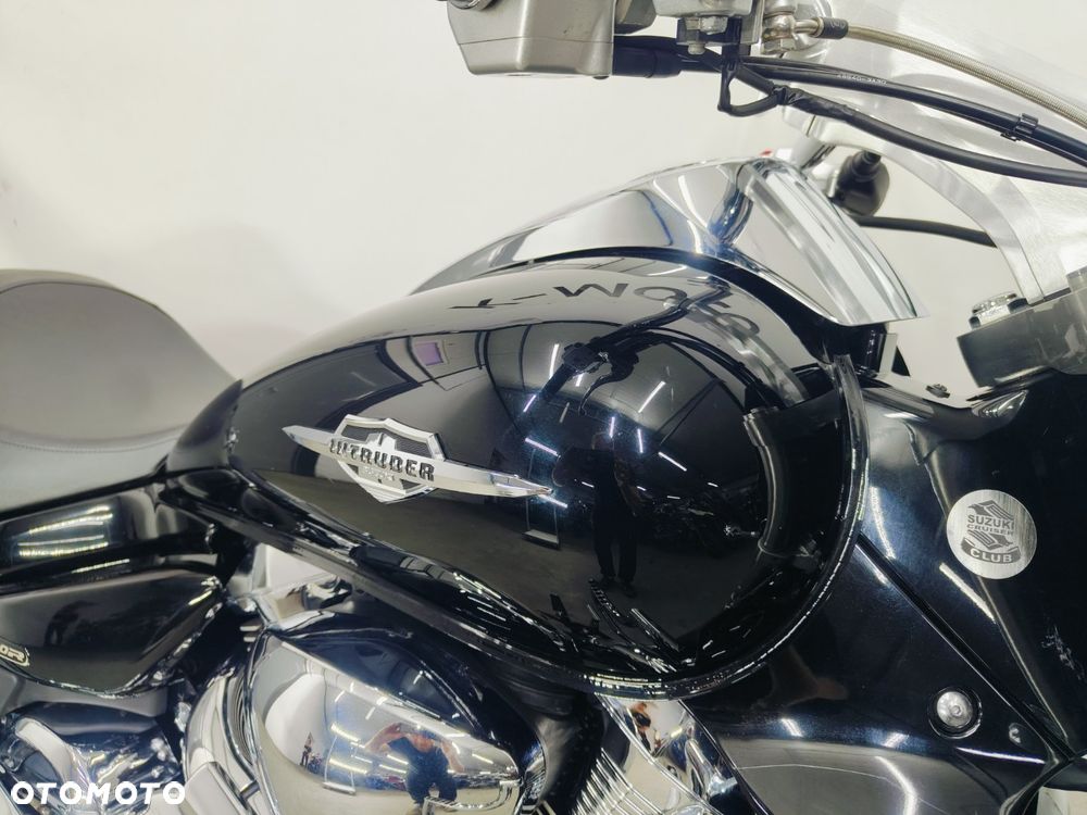 Suzuki Intruder - 7