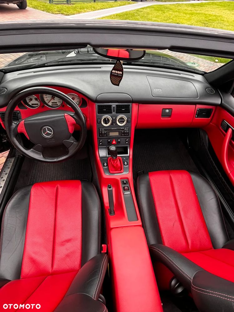 Mercedes-Benz SLK 200 - 16
