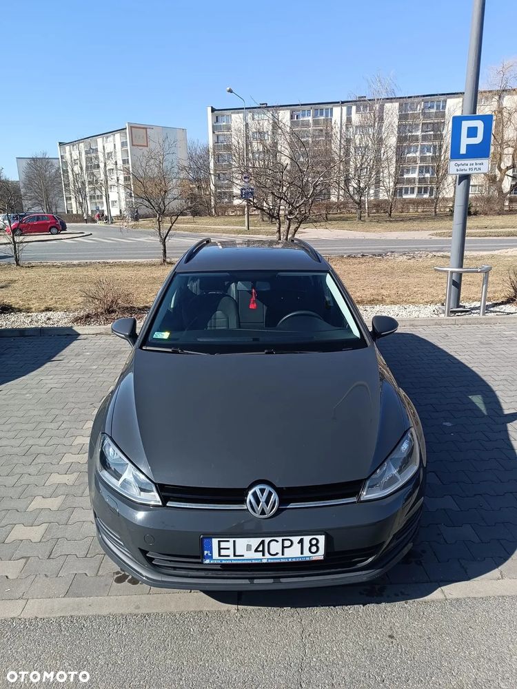 Volkswagen Golf - 5
