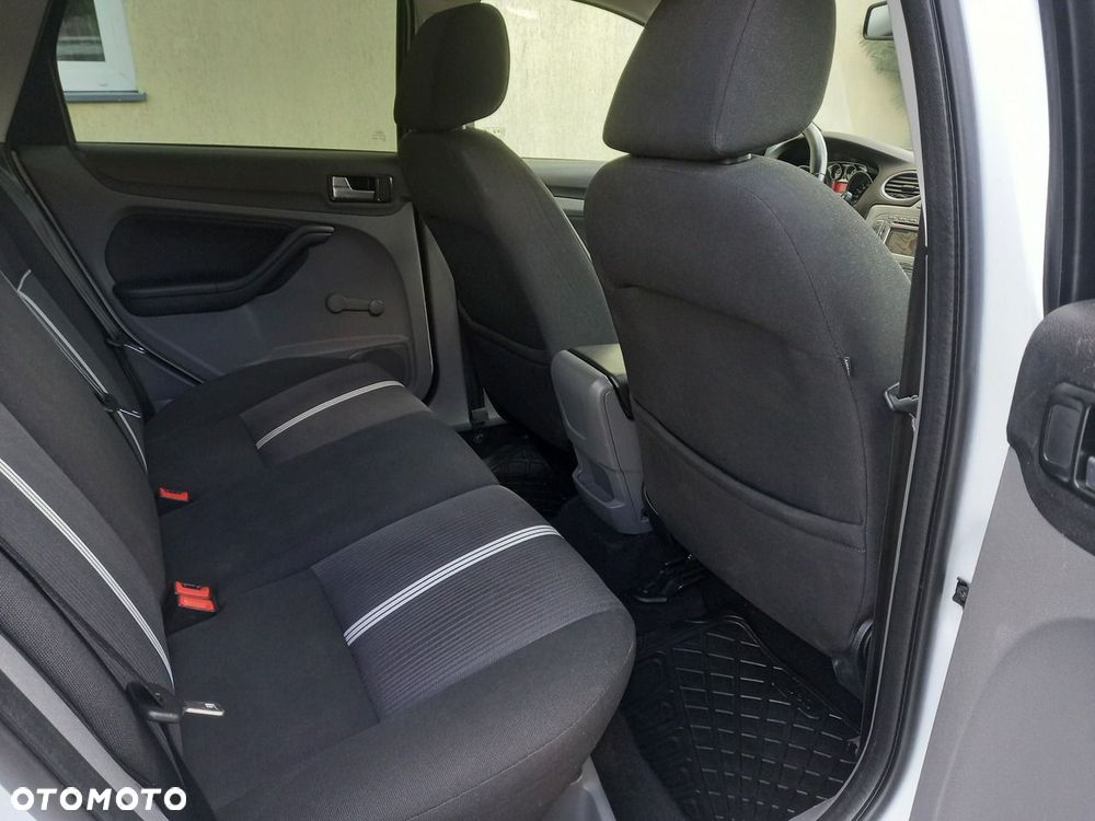 Ford Focus 1.6 TDCi Titanium - 25