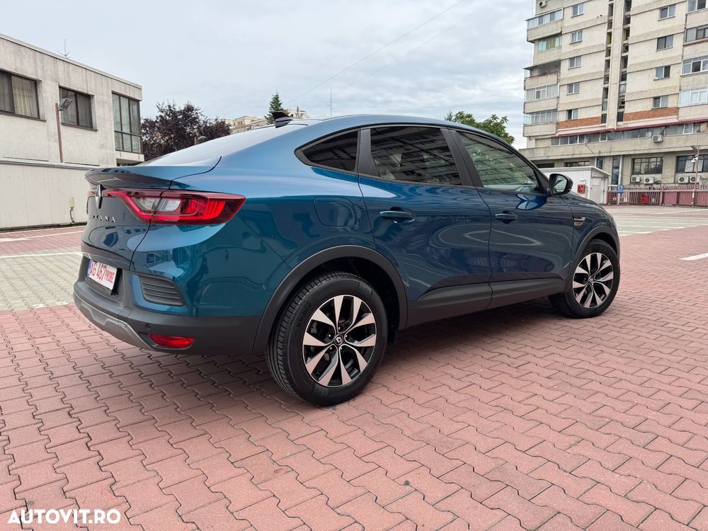 Renault Arkana MHEV 140 EDC Techno - 8