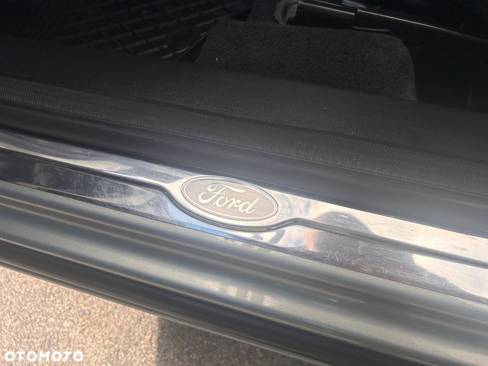 Ford Mondeo 2.0 TDCi Titanium S - 24