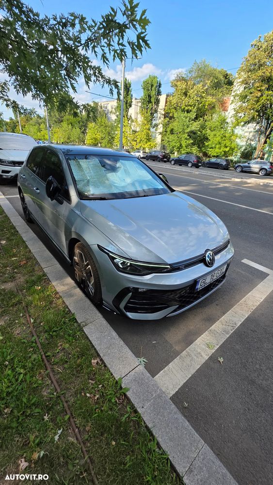 Volkswagen Golf 1.5 eTSI ACT DSG MHEV R-Line - 2