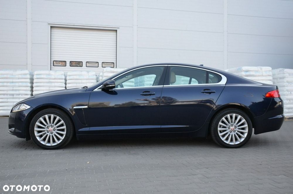 Jaguar XF - 2