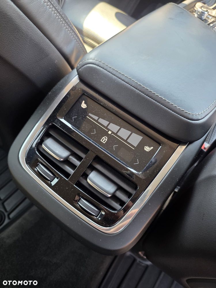 Volvo XC 60 B5 B AWD Inscription - 31