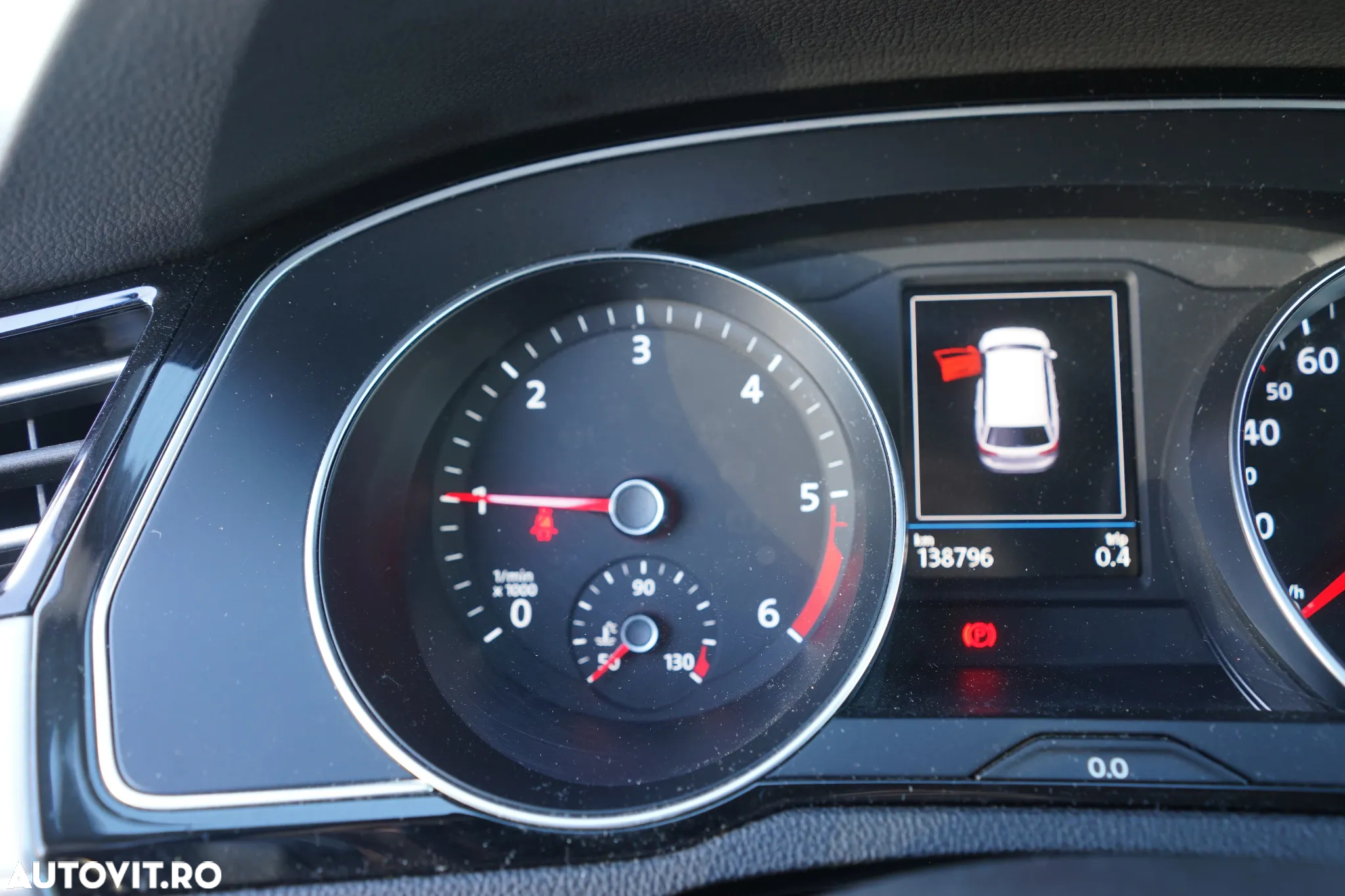 Volkswagen Passat Variant 2.0 TDI DSG Highline - 15