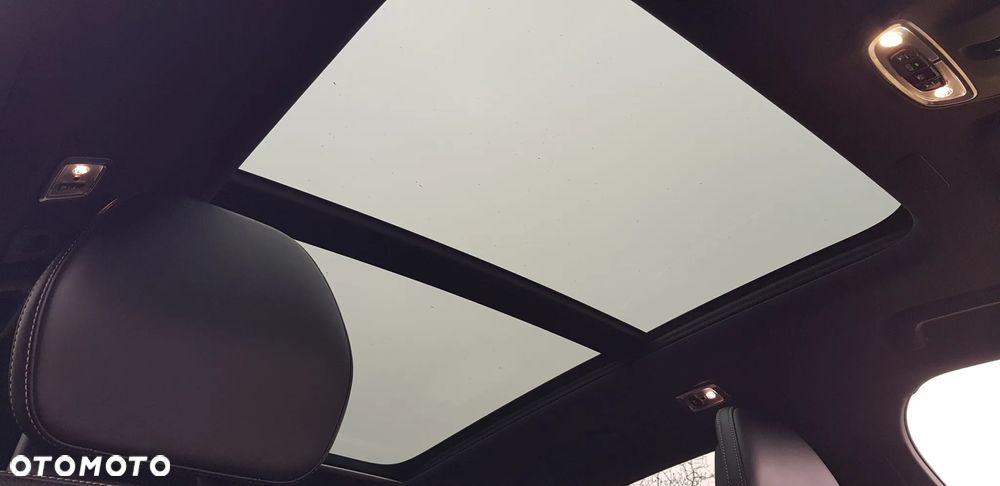 Volvo XC 60 T6 AWD R-Design - 34