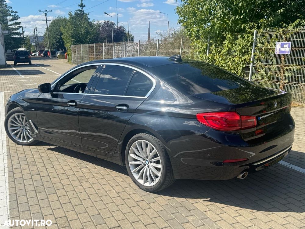 BMW Seria 5 530d xDrive AT - 9