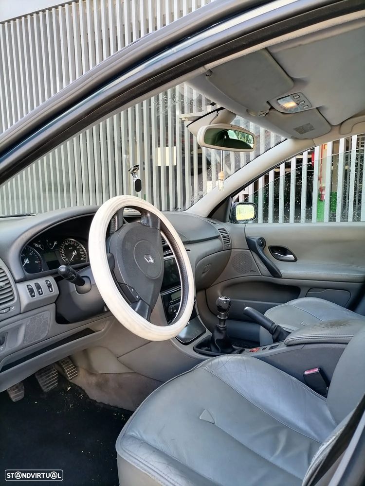 Renault Laguna Break - 9