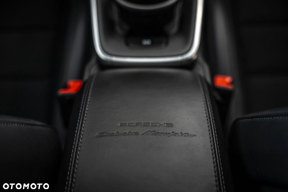 Porsche 911 Turbo S - 36