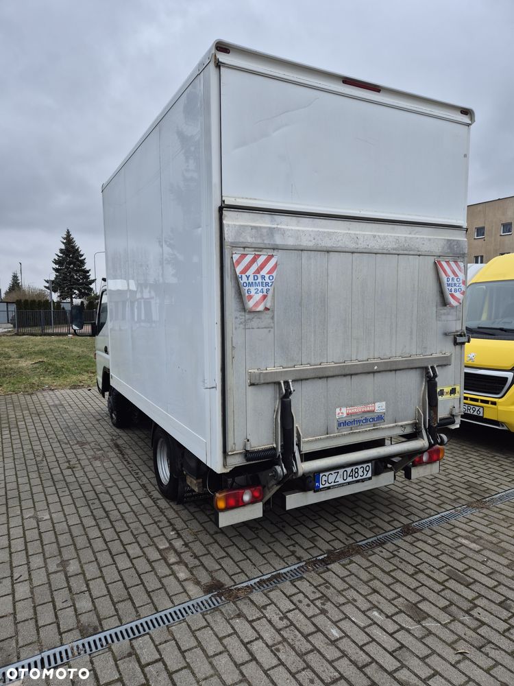 Mitsubishi Fuso Canter 3C15 - 3