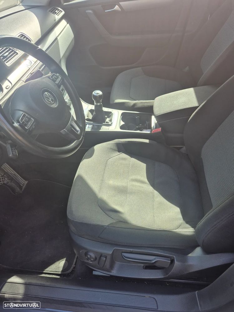VW Passat - 6