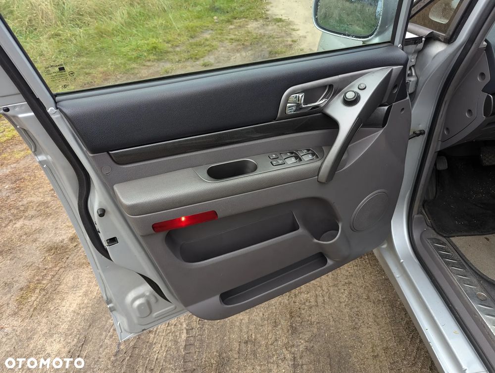 SsangYong/KGM Rodius 2.0 e-XDi200 Quartz - 9