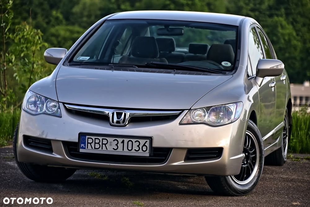 Honda Civic 1.8 Executive - 13