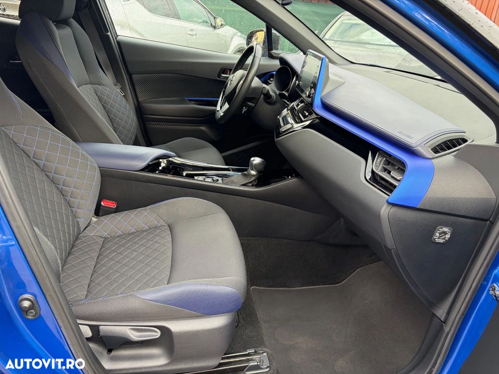 Toyota C-HR 1.8 HSD 122 CP 4x2 CVT C-ult Style bi-tone - 23