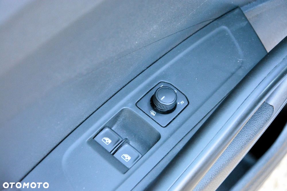 Skoda Fabia 1.0 Ambition - 17