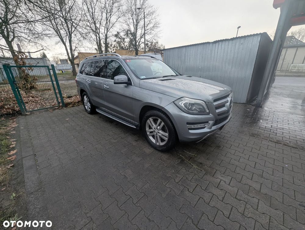 Mercedes-Benz GL 350 BlueTEC 4-Matic - 4